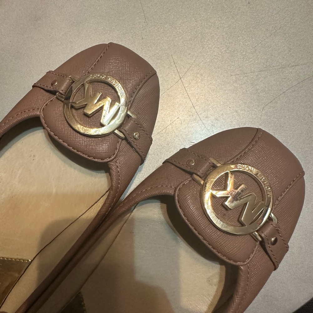 Michael Kors flats